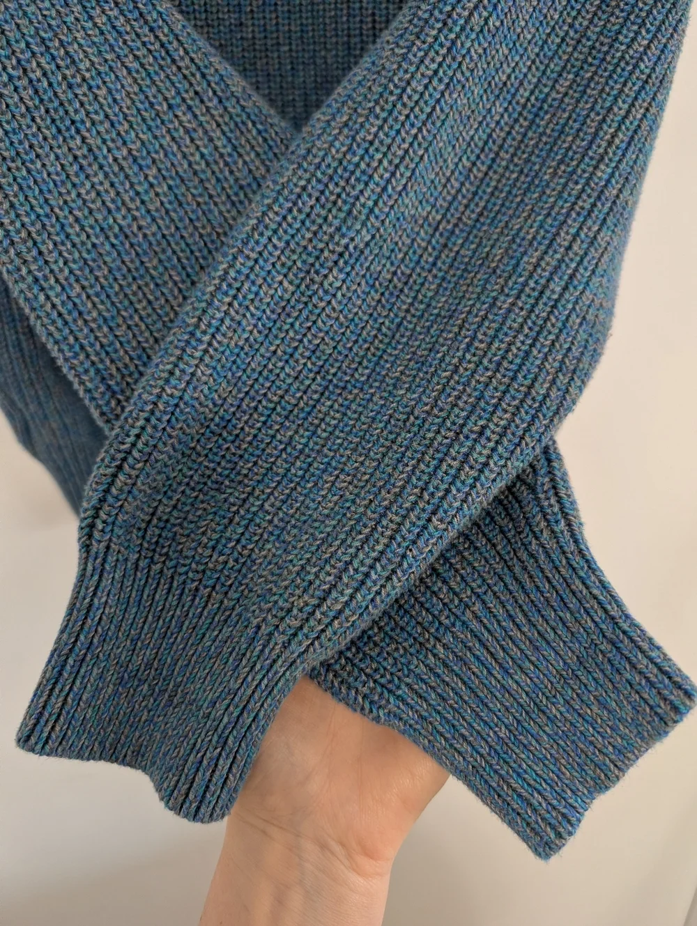 Uniqlo Small Boxy Sweater Crew Neck Grey Blue Wide Arm Cotton Knit Long Sleeve - Picture 5 of 16